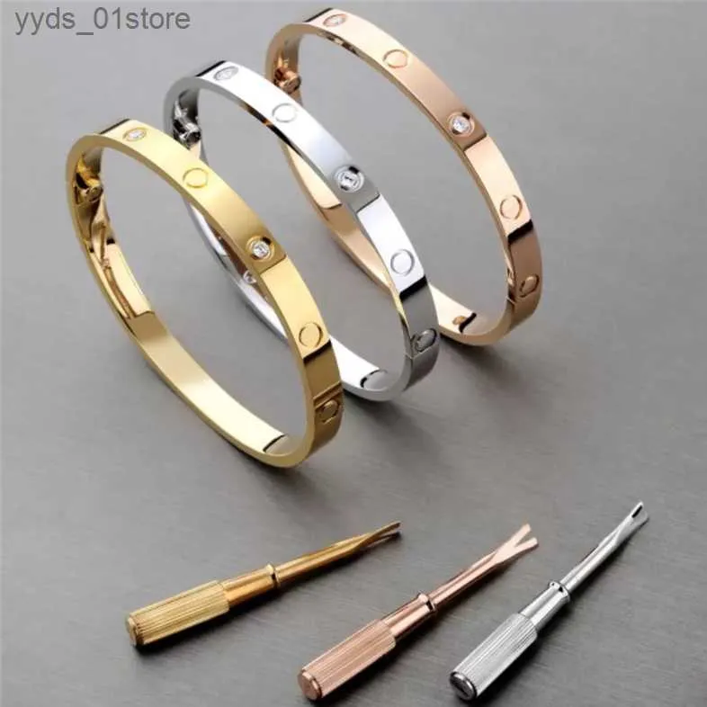 Bedelarmbanden modeontwerper schroef luxe sieraden trenbangle 18k verzilverde titanium stalen diamant voor dames heren gouden designer sieraden l46