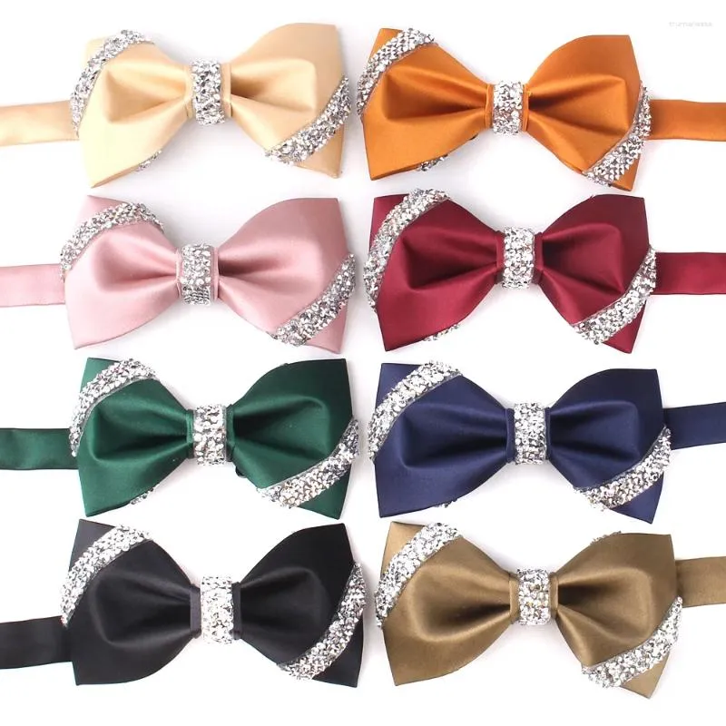 Bow Ties Men Fashion Time de mariage pour les femmes nœud adultes Cravats Solid Party Neck Portez des cadeaux de noeuds papillon masculin