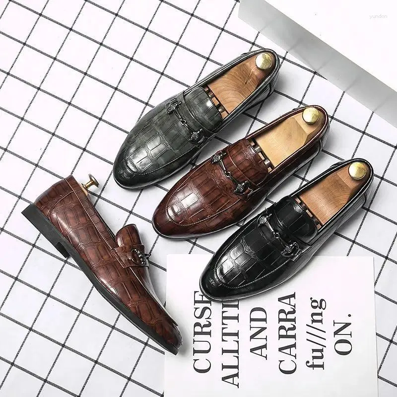 Casual Shoes Loafers Men Crocodile Pattern Leather Breathable Slip-On Buckle Decoration Solid Handmade Big Size 38-46 B340