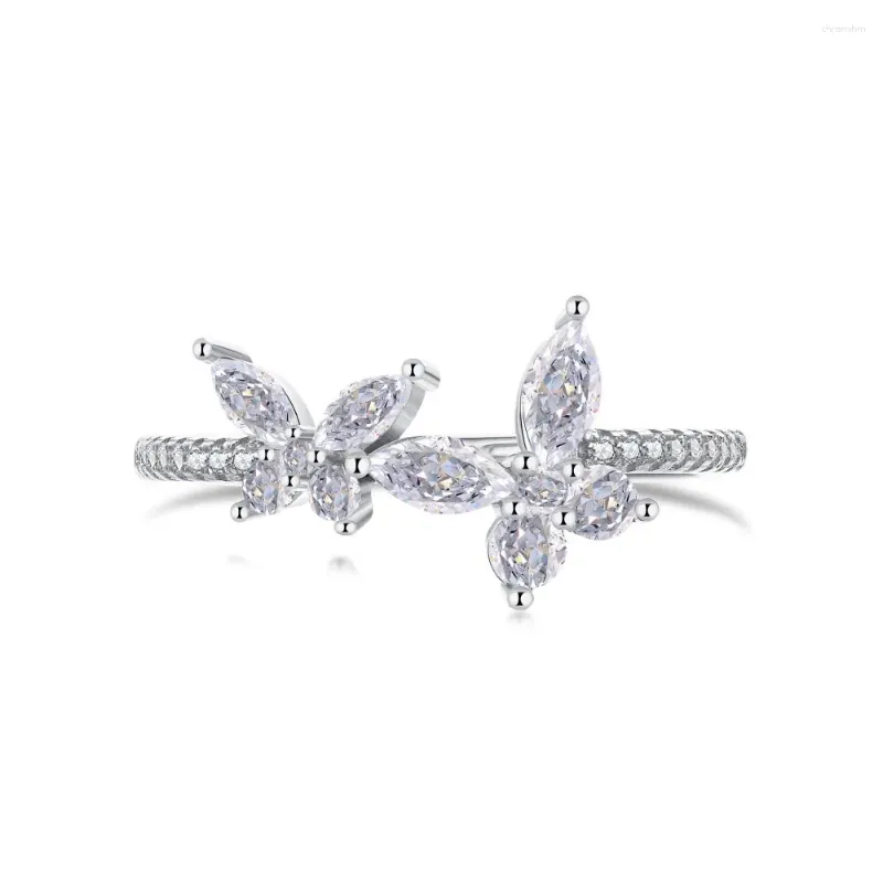 Cluster Anneaux S925 Silver Ring Femme's Light Luxury Zircon Set Personnalized Butterfly Design polyvalent et haut de gamme bijoux haut de gamme