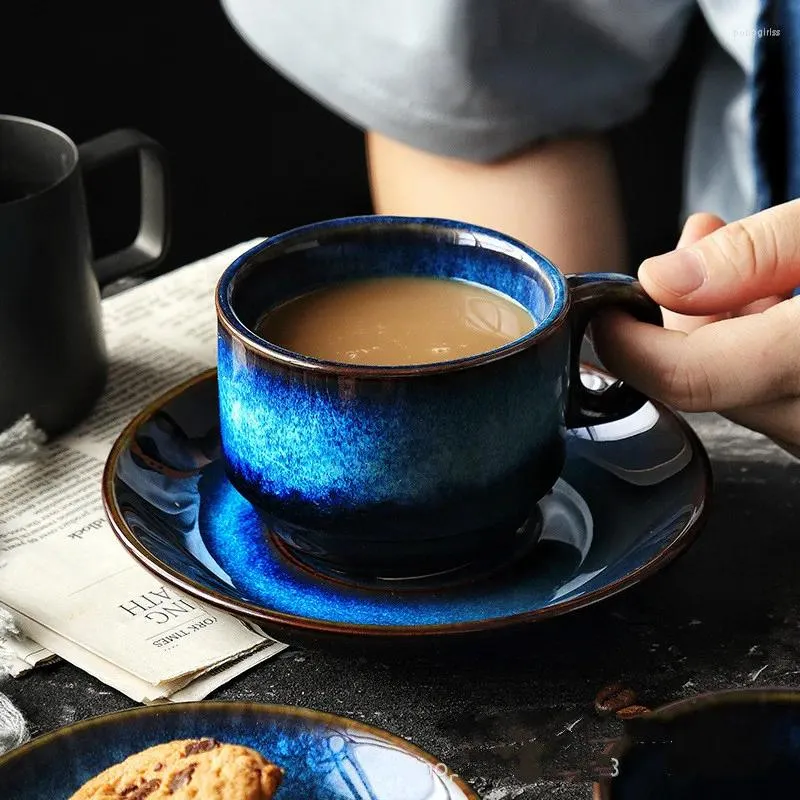 Tassen Untertassen Noble Kaffee Tasse Untertassen Set Keramik Milch Blaues Frühstück Dessert Gericht Retro Tabelle Tazas de Cafe Tee