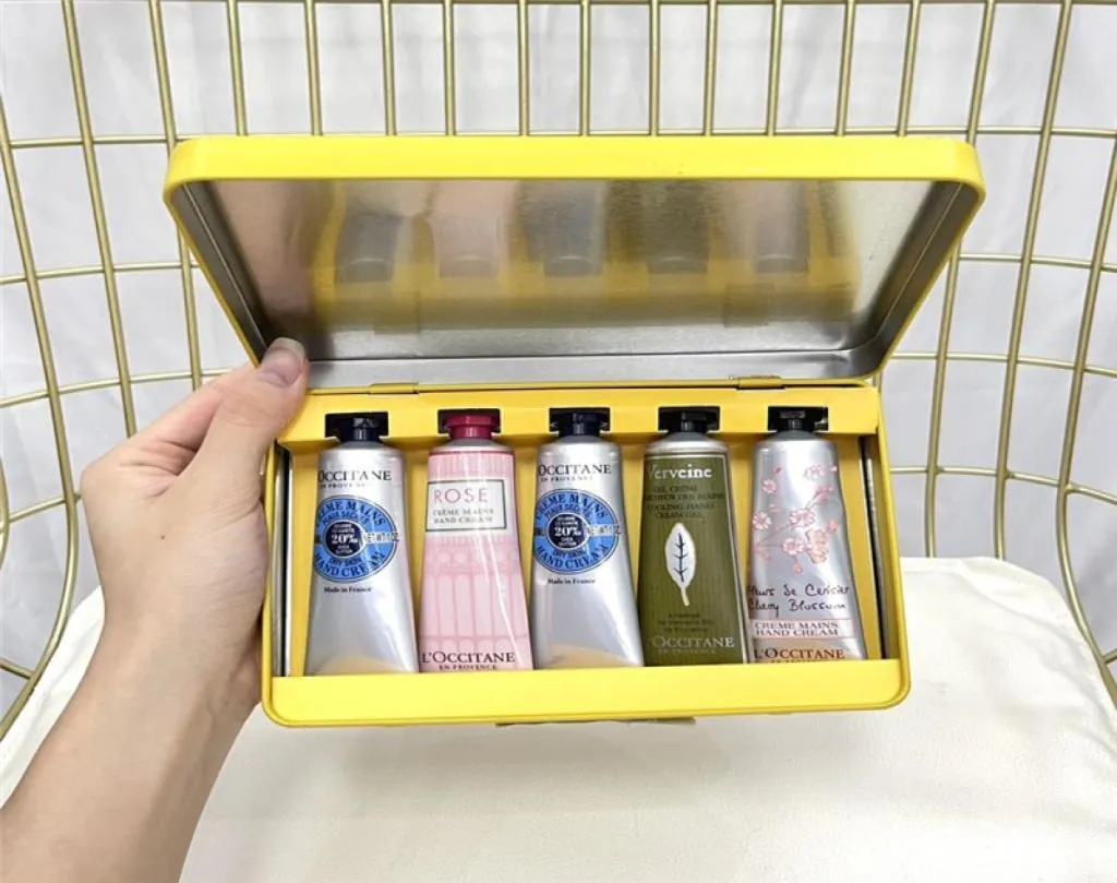 Newest Christmas Gift designer Hand Cream collection EN PROVENCE Lovely Box Gifts Set Assembly Bag Spring Earth Hands beauty 4pcs 2040719