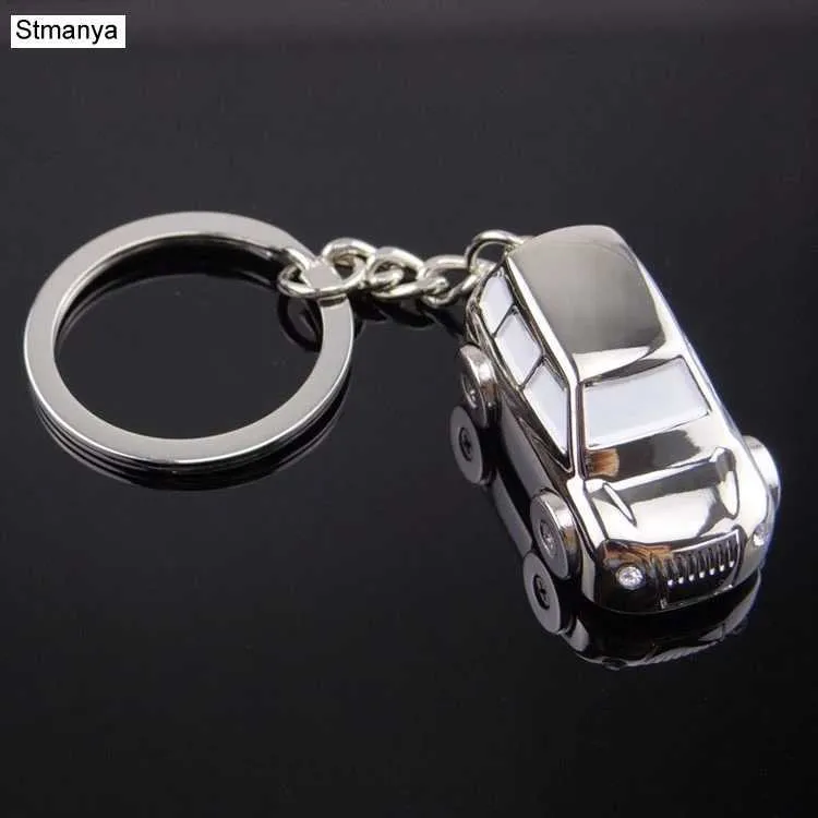 Keychains Bedanyards Novo masculino Small Toy Car High Quality Sagtion Bag Acessórios de moda Hot Womens Melhor Jóias de Presente de Party K1911 Q240403