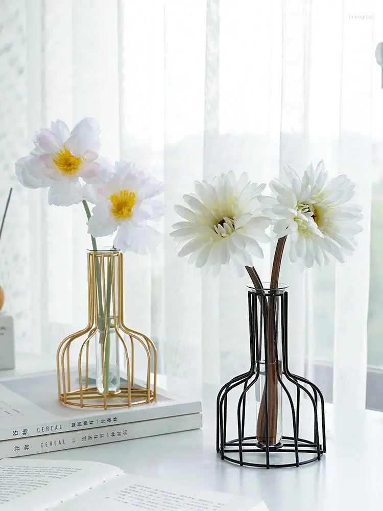 Vases Nordic Artificial Flowers Vase Ins Flower Metal Plant Plant Line Fer Line Gold Solid Solid Rack Table Decor