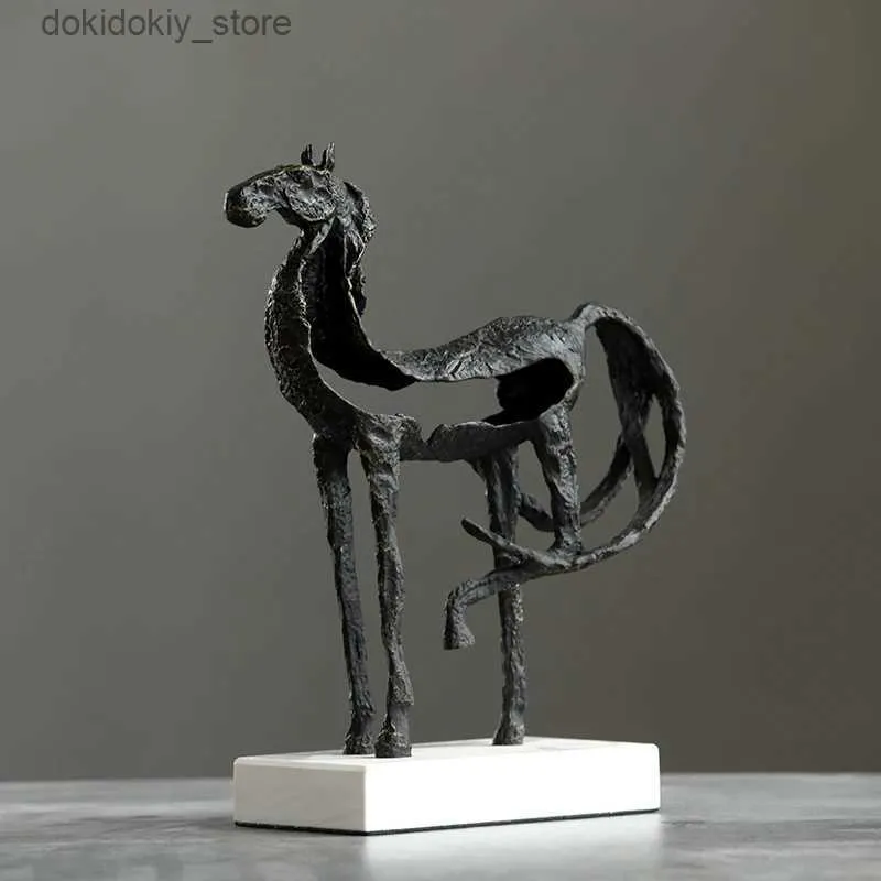 Arts and Crafts Creativity Metal Horse Handicraft Furnishins Animal Statue Hollow Out Zinc Marble Address Abstract Simulation Animal DecorationL2447