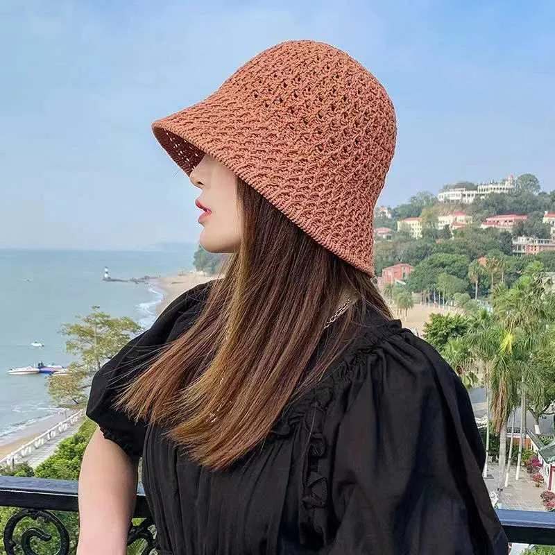 Breite Krempe Hüte Bucket Girls Sun Hut breiter Kork Sommer geeignet für Frauen Beaches Panama Grass Dome gewebter Eimer Q240403