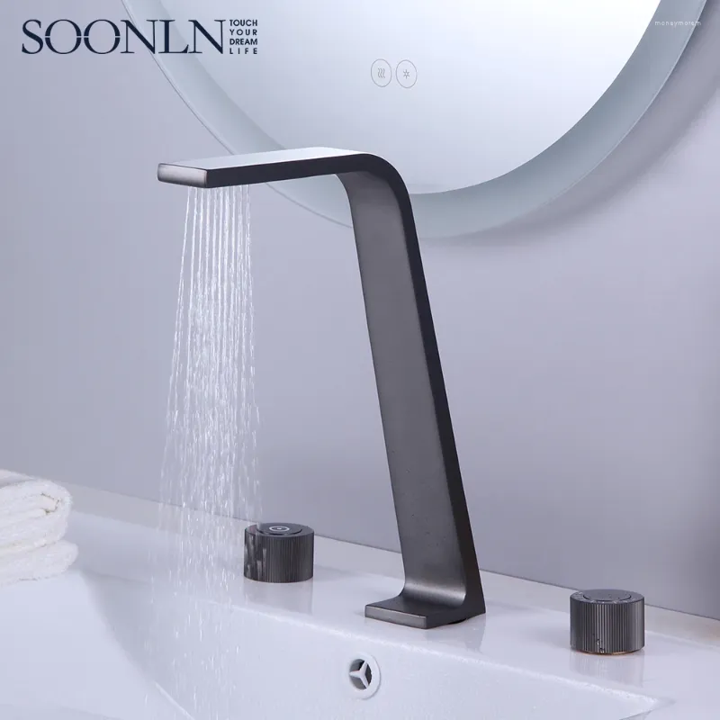 Rubinetti del lavandino da bagno rubinetto di alta qualità moderno mazzo di design di lusso montato 3 fori 2 manici per bacino rame nero mixer