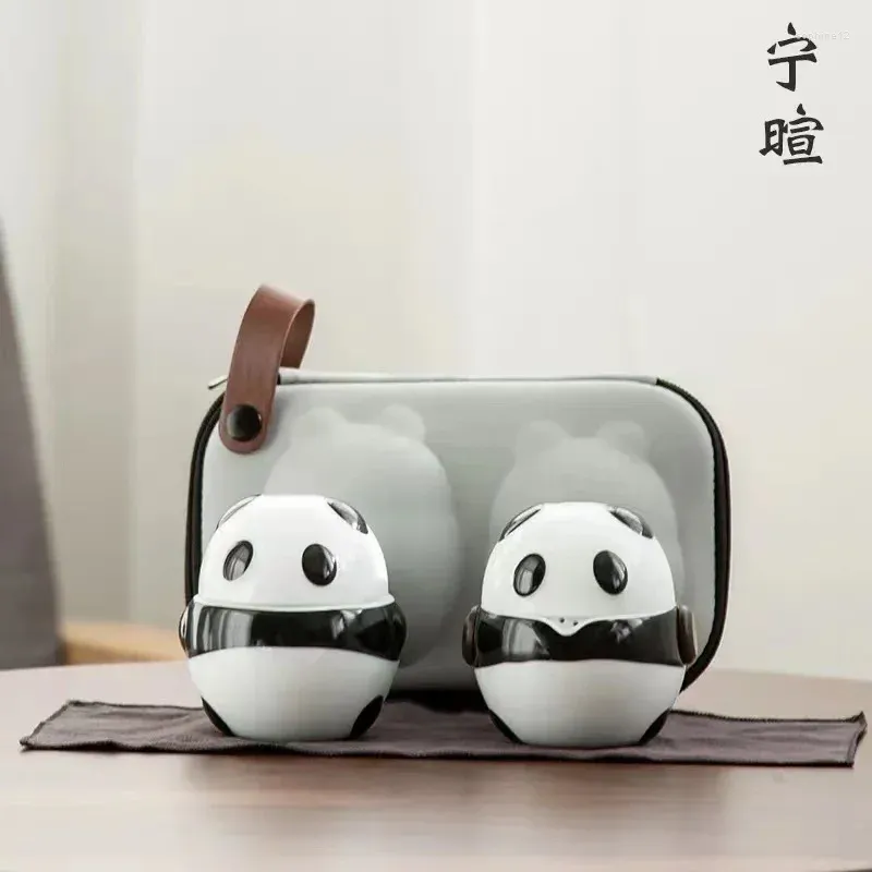 Teaware sätter Kina-chic panda rese tepet portable express cup en pott två keramik söt