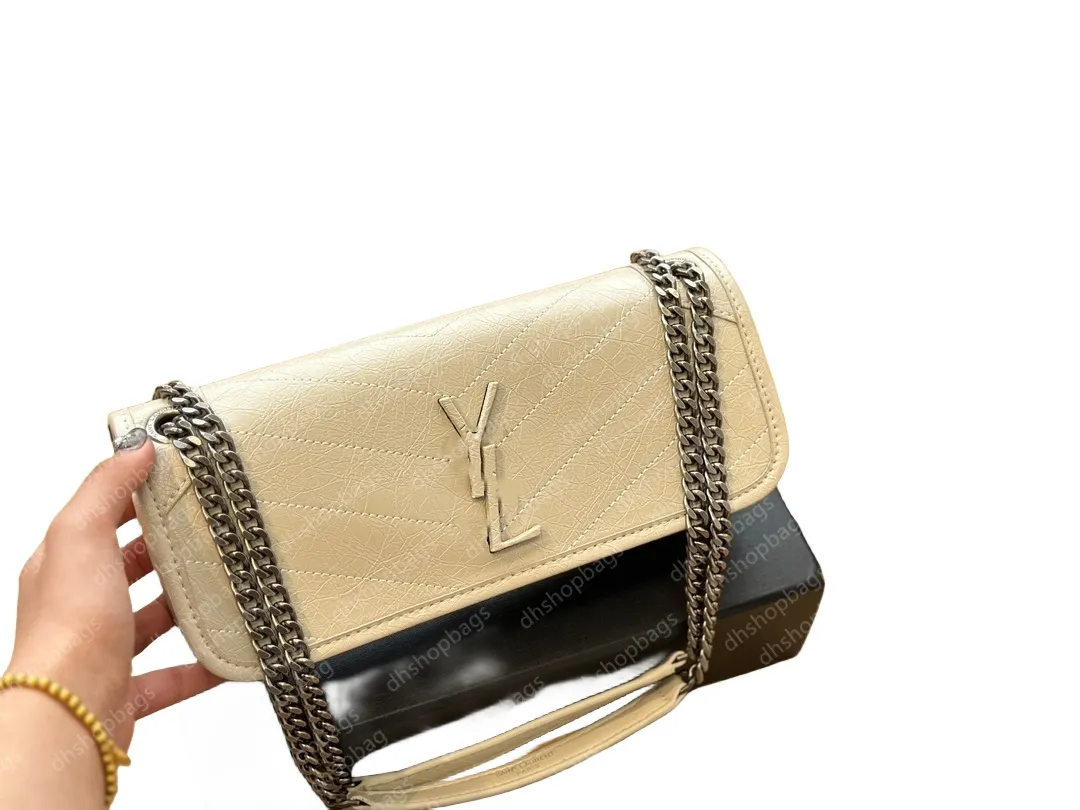 Nieuwe casual ketting Crossbody Tassen voor vrouwen Fashion Girl Simple Flap Schoudertas Damesontwerper Handtassen Leer