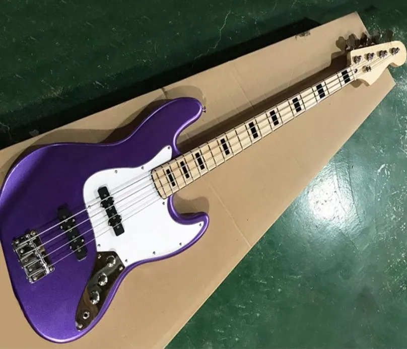 Metallic Purple 4 Critres Electric Jazz Bass avec pickguardmaple Fingerboard BindingCan être personnalisé comme demande7033581