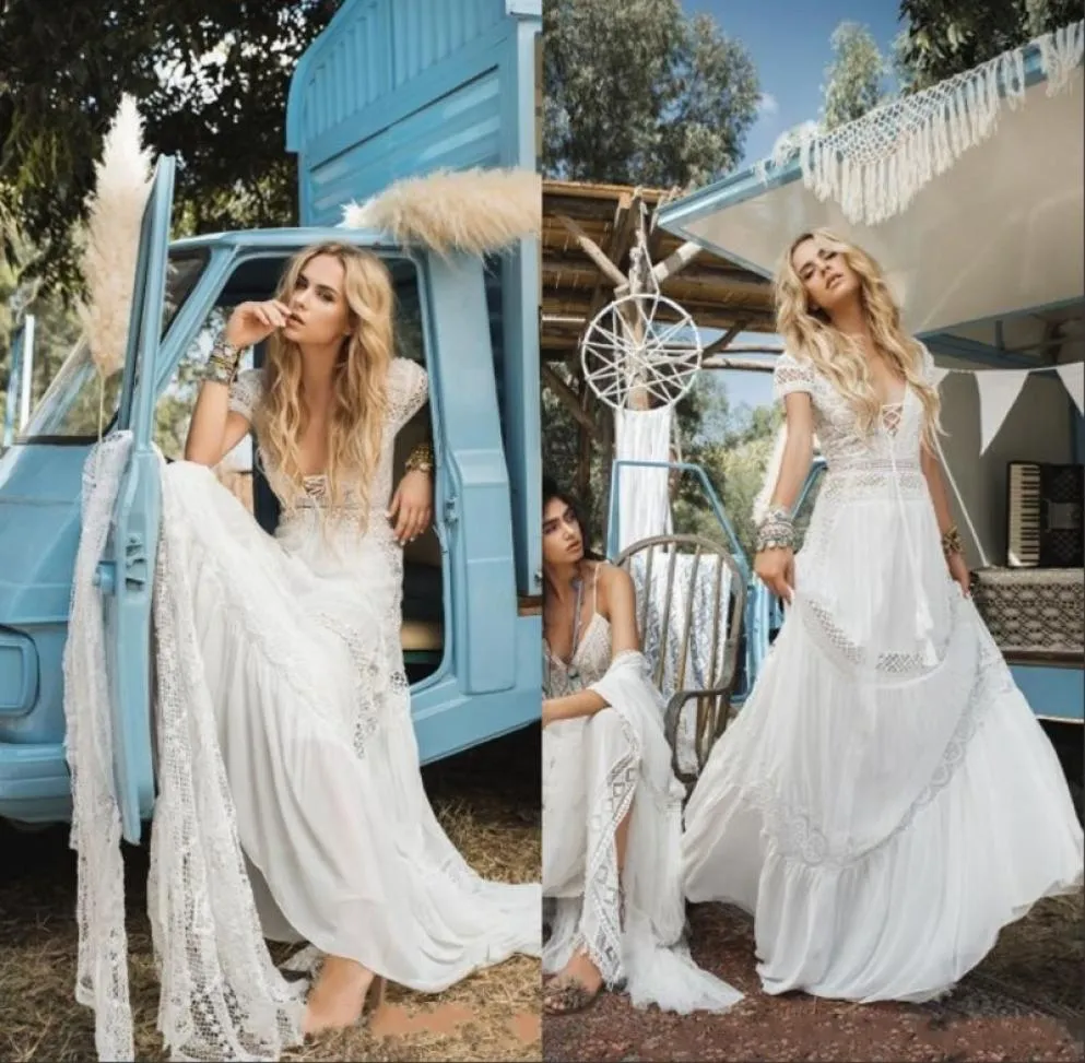Vintage Bohemian Beach 2023 Wedding Dresses Deep V Neck Lace Appliqued Short Sleeves Bridal Gowns Sweep Train Boho Wedding Gown4545929
