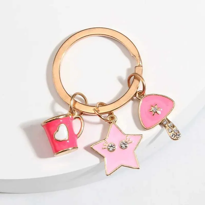 Keychains Lanyards Cute Enamel Keychain Heart Cup Star Mushroom Key Ring Crystal Chains Souvenir Gifts For Women Men DIY Handmade Jewelry Q240403
