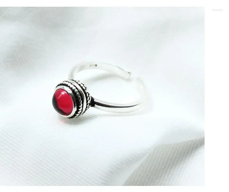 Anneaux de mariage Personnalité Vintage Ball rouge pour femmes Engagement nuptial de la mode Bijoux de bijoux en gros