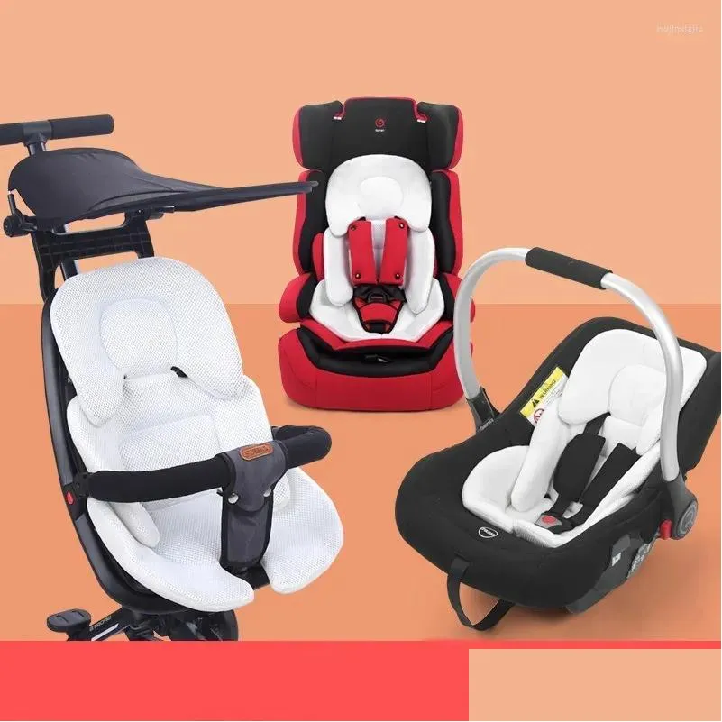 Barnvagnsdelar Tillbehör Baby Cushion Infant Car Seat Insert Huvud Kroppsstödkudde PRAM Termisk madrass Mesh Andningsfoder MA OT3AI