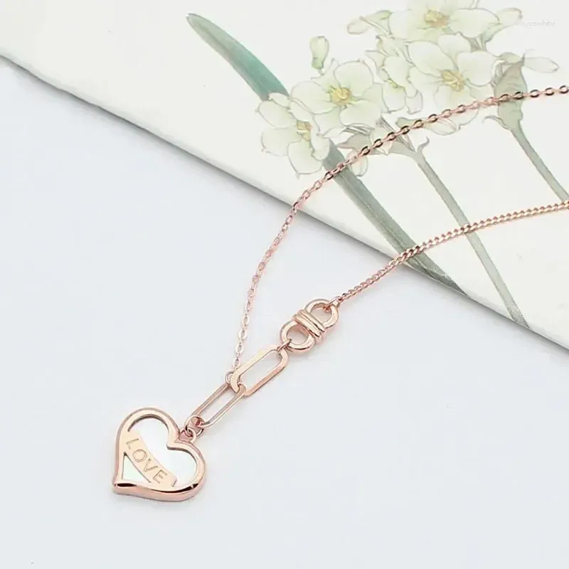 Kedjor pläterade 14k Rose Gold Heart Letters Love Neckalce för kvinna Klassisk romantisk engagemangsmycken gåva