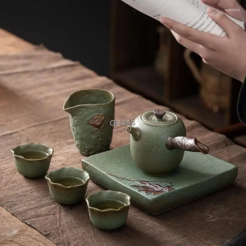 TeAware Setleri Yaratıcı Japon Çay Seti Ev Seramik Kupası Teapot Basit Taşınabilir Açık Dış Mekan Seyahat Bir Pot Üç Bardak
