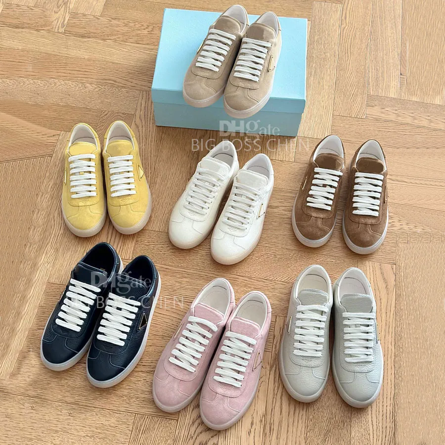 Topkwaliteit driehoek tennisschoenen veter low-tops sneakers comfortabele flats sport sporten casual schoen luxe designer vakantie schoenen voor dames