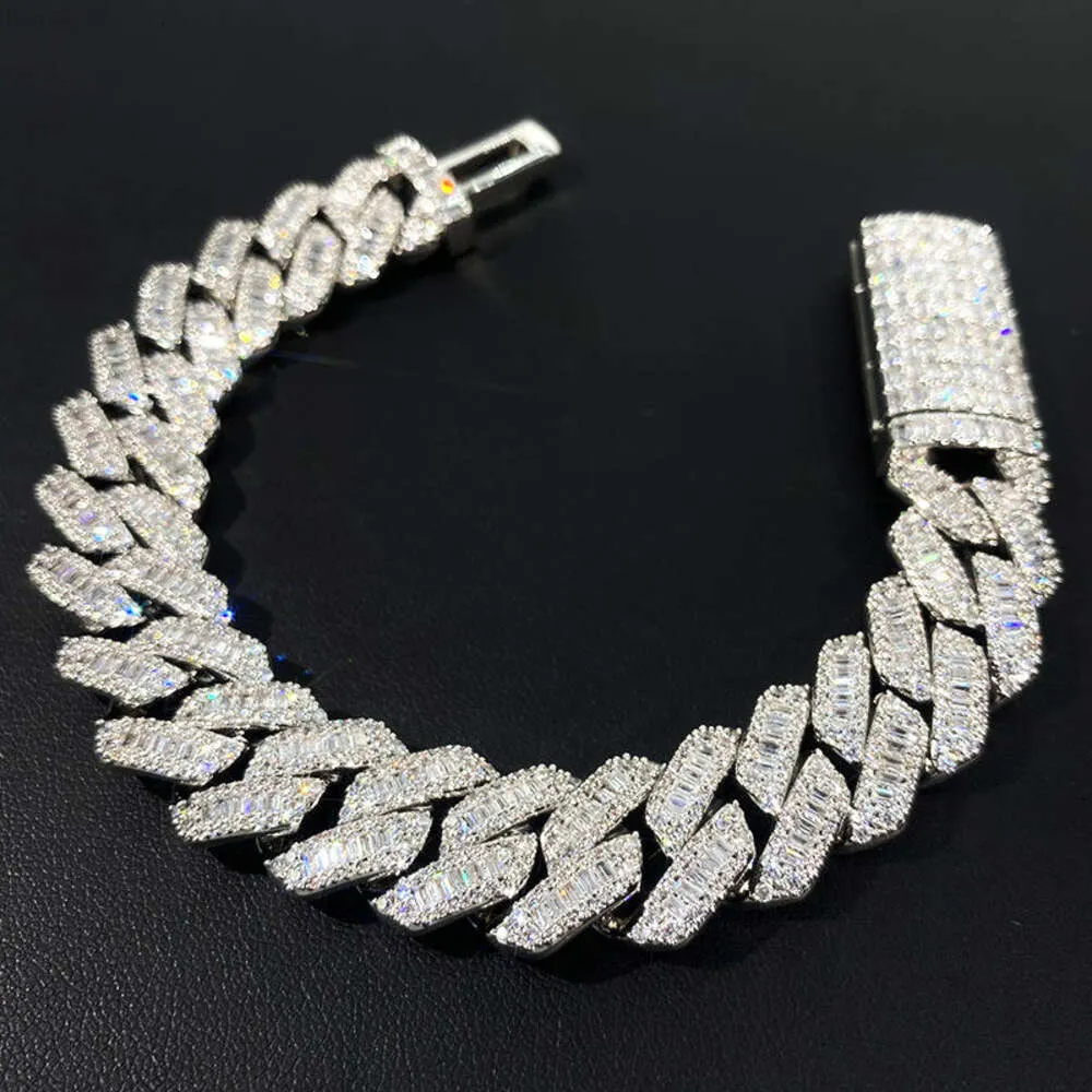 Trendy 925 Joyas finas de plata esterlina Piedras personalizadas 1 2 anillos de diamantes ovales de boda 3ct Anillo de moissanite para mujeres