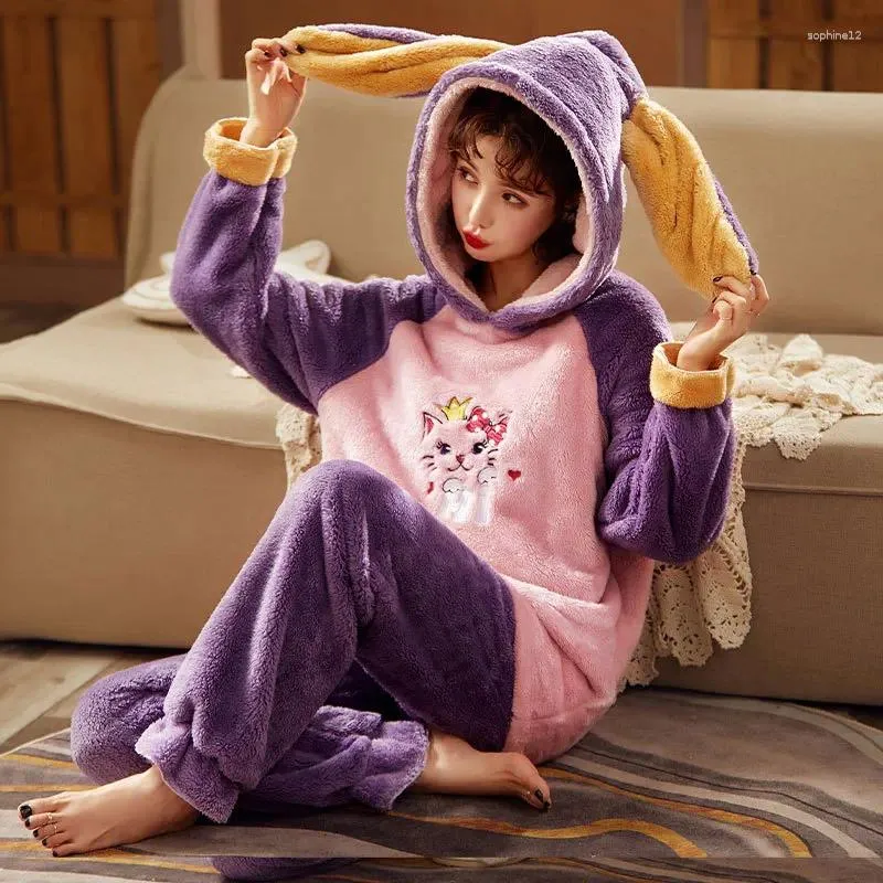 Vêtements maison Hooded 2pcs Pajamas Suit Flannel Nightwear Women Sleep Set Intime Lingerie Casual Long Man Skins Habots