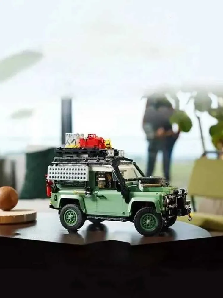 Blocks Blocks 2336 Land Rover Defender 90-Piece Plastic Building Block ...