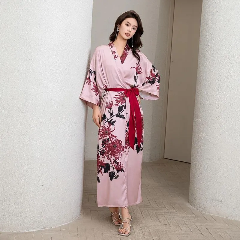 Home Kleding Vrouw Lang satijnen gewaad Kimono Bathrobe jurk afdrukken Bloem nachthemd slaapkleding Spring zomer losse jurk lounge slijtage