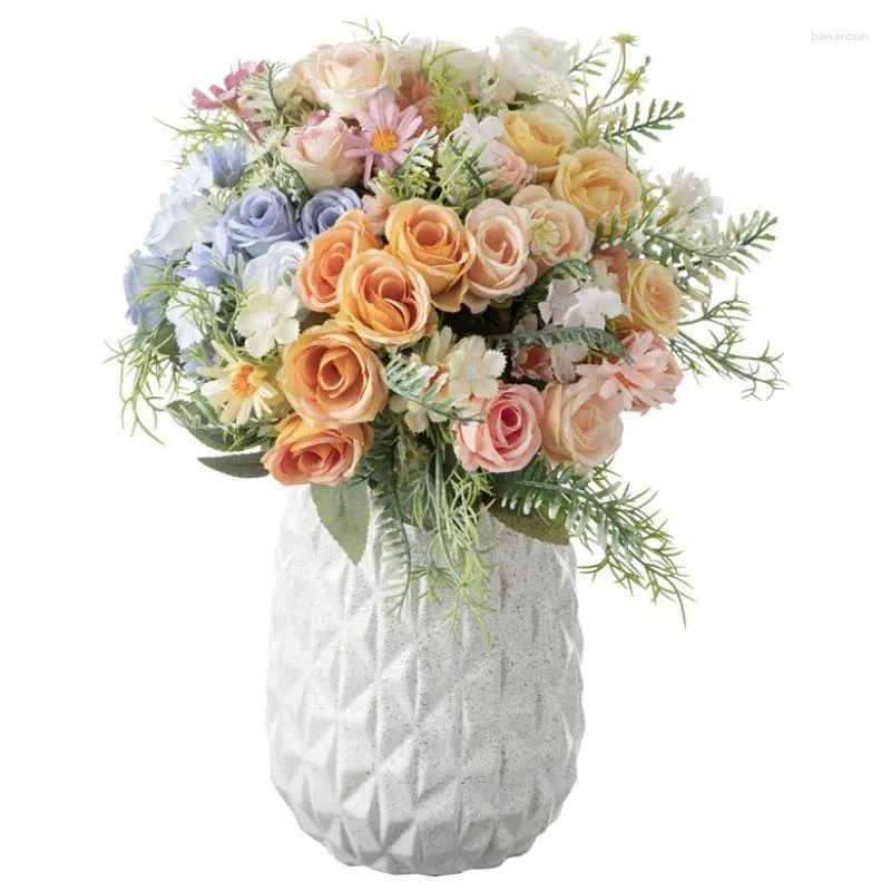 Dekorative Blumen künstliche Tee -Knospen Sammelalbum Seiden Rose für Heimvase Dekor Braut Hochzeitsstrauß Diy Cap Weihnachten Girlande