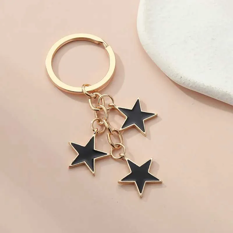 Anahtarlıklar Landards sevimli emaye yıldız anahtarlık pentagram anahtar yüzük çok renkli yıldız zincirleri kadınlar için dostluk hediyeleri DIY el yapımı mücevher q240403