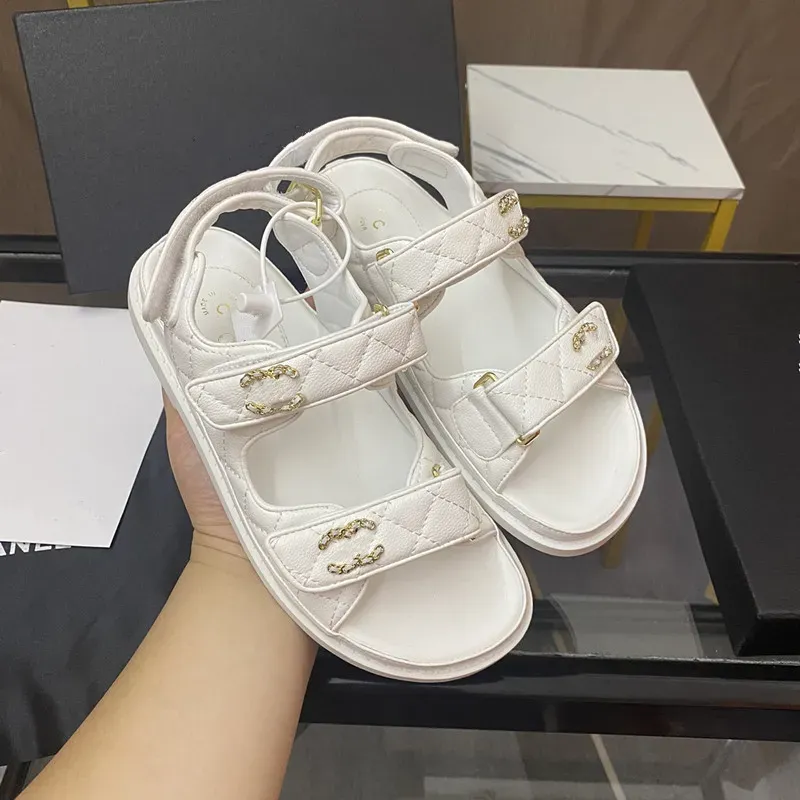 Designer Sandals Chanells Women Crystal Calf Leather Casual Dad Shoes Roman Flat Heel Wedge Diamond Woven Buckle Slippers