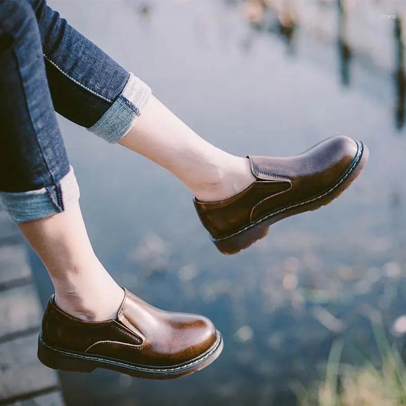 Scarpe casual vintage vera pelle oxford per donne scivolare su vere donne rotonde di punta di piedi
