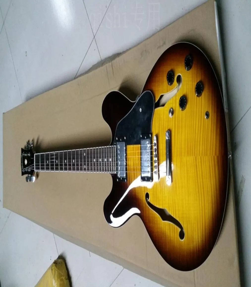 متجر مخصص للذكرى السنوية الخمسين 335 Sunburst CS شبه جوفاء جاز الجاز الغيتار الكهربائي Flame Maple Back Dot Inlays Chrome HA8909123