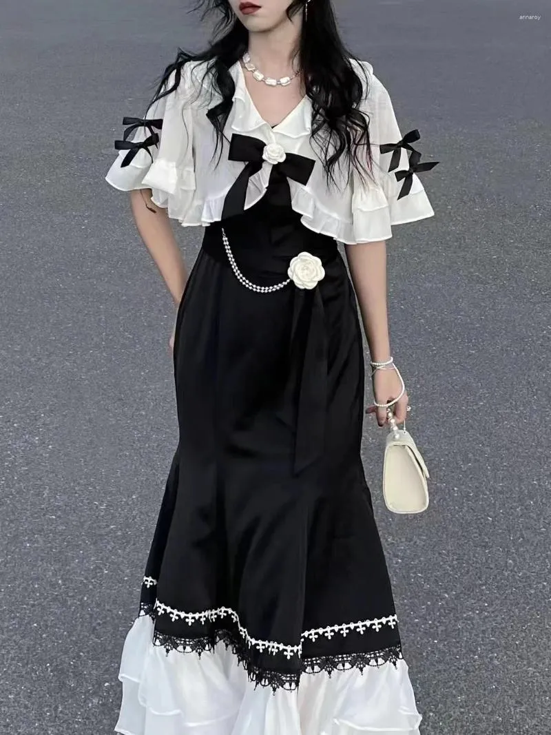 navy blue dress for baby girl These 2000s fashion items have stood the test of time main image 0