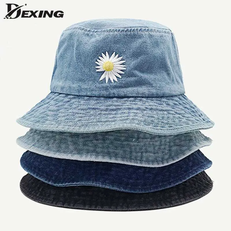 Breda randen hattar hink ins koreanska tusensköna broderi hatt kvinnor män panama sommarsol mode blomma bob tvättade denim fiskare q240403