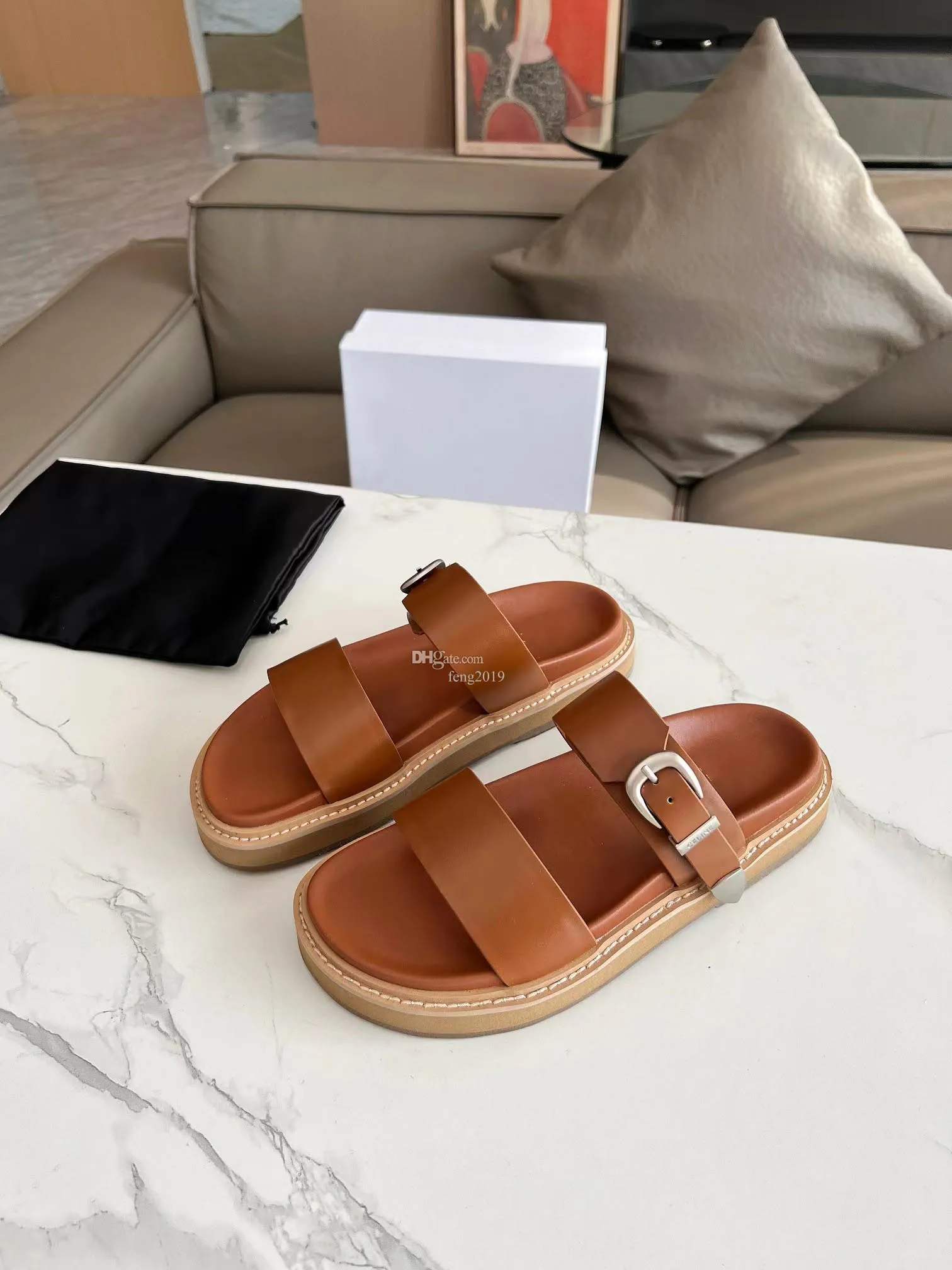 Designer Luxo Mulheres Estilinária de Couro Genuíno Sandálias de Correio de Herrings de Herrings grossa Filos de praia de praia de praia Casual piscina ao ar livre Slippers 35-42