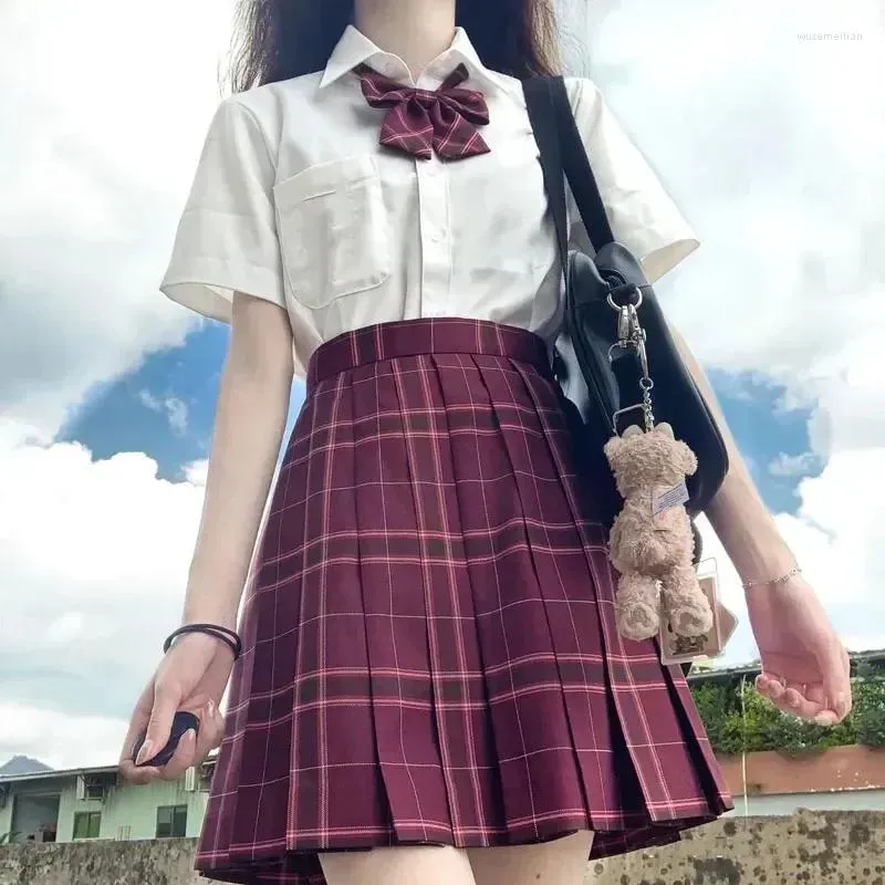 Zestawy odzieży Sugor 2024 School Student Japan Set Girl Plaid Mundlid Seifuku Plisted Ubrania