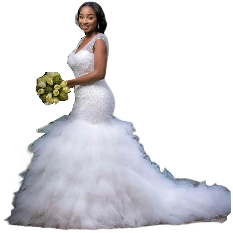 Abito Da Sposa Sirena Di Lusso Con Gonna Di Tulle E Scollo A V Da