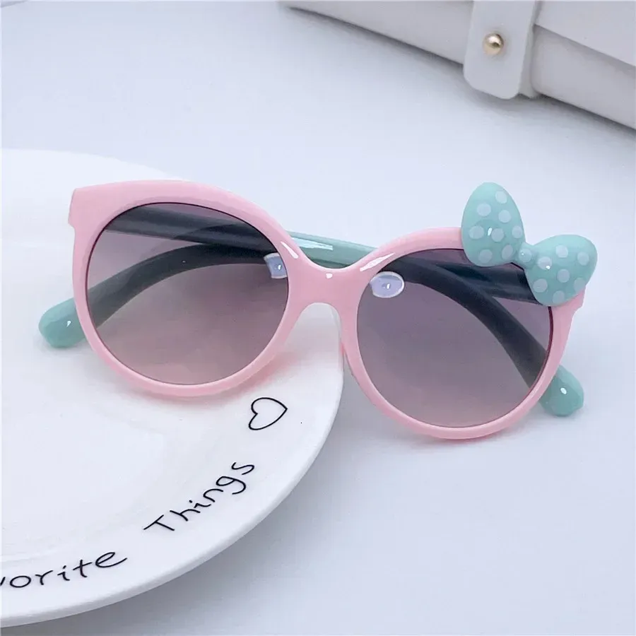 Kids Sunglasses Girls Boys Shiny Bowknot Sun Glasses Lovely Cat Children Eyewear Fashion Gradient Eyeglasses UV400 240402