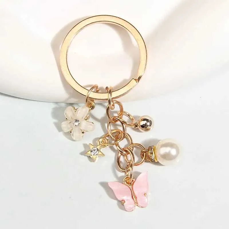 Keychains Lanyards Cute Enamel Keychain Butterfly Flower Pearl Key Ring Mini Star Chains For Women Girls DIY Handmade Jewelry Friendship Gifts Q240403
