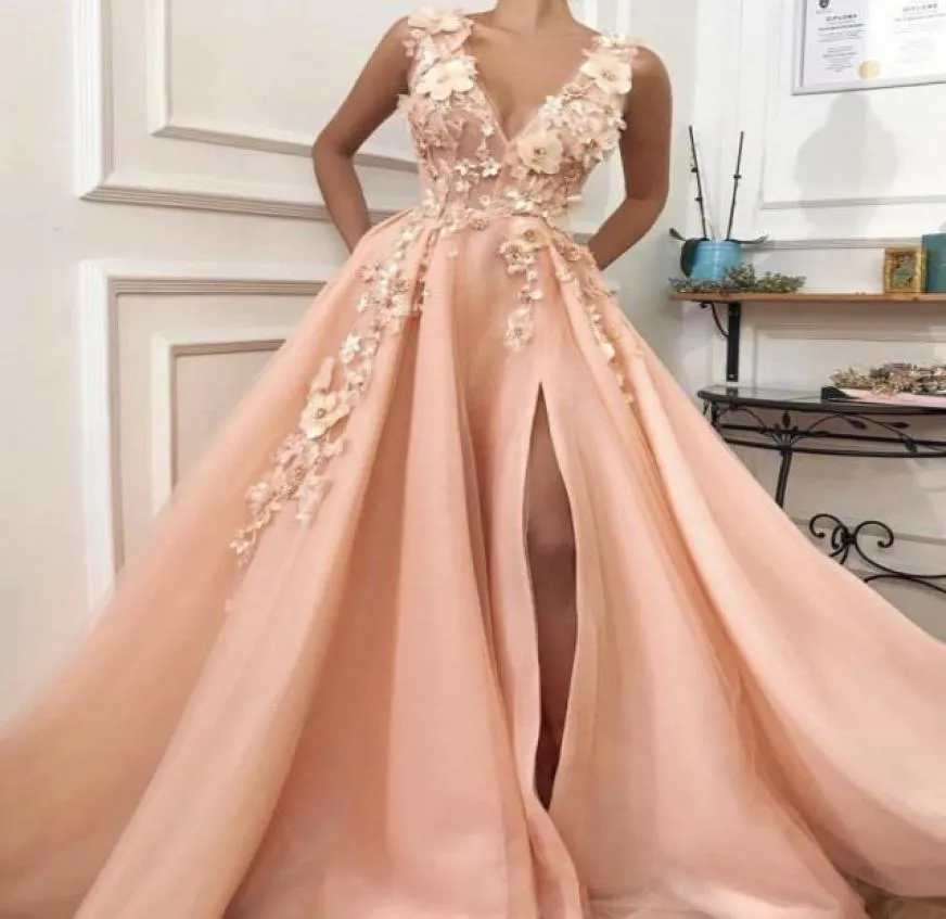 Peach Prom Dress Long Vneck applikationer med blommor Handgjorda High Side Split Tulle formella aftonklänningar Girl Party Dress Graduatio5914598