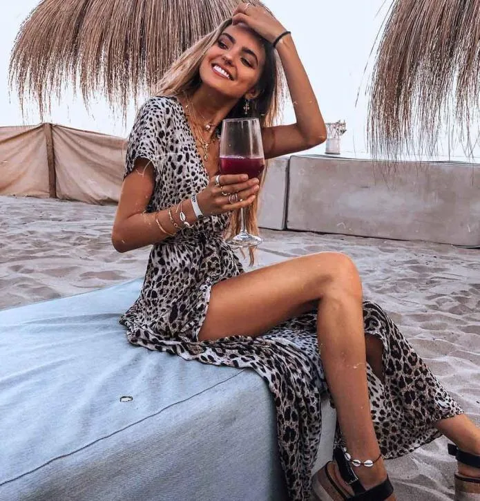 Women Beach Skirts Womens Fashion Sexy Dresses Ladys Shortsleeved Leopardprint Vneck Resort Irregular Skirt 2020 N4277825