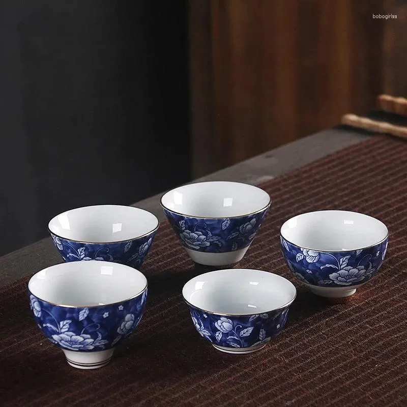 Tassen Untertassen 1PCS Retro blau und weißer Keramik Tee Tasse Chinesische Porzellan Nachmittag Teetasse Espresso Potterie Kaffee