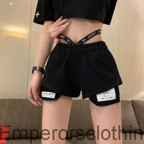 2023 Nieuwe Gray American Sports Summer Shorts voor vrouwen met een hoge taille uit het heren Design Unieke Casual Beach Hot Pants