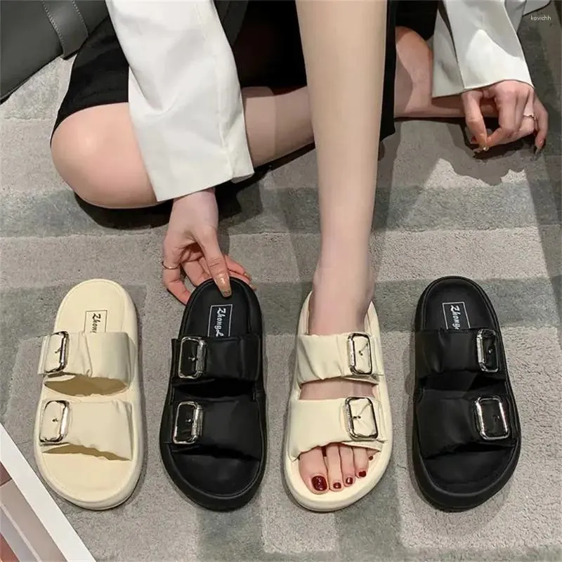 Sandalen Natuurlijk leer anti slip rubber slippers dames schoenen schoenen loafers dames 34 maat sneakers sport klassieke voetkleding