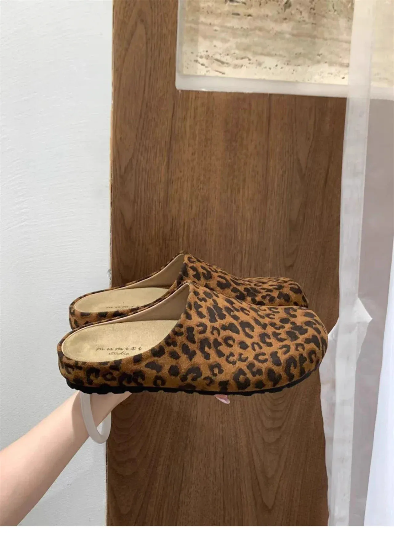 Leopard Women Platform Mule Slippers Casual Suede Slingback Flats_voghion.com