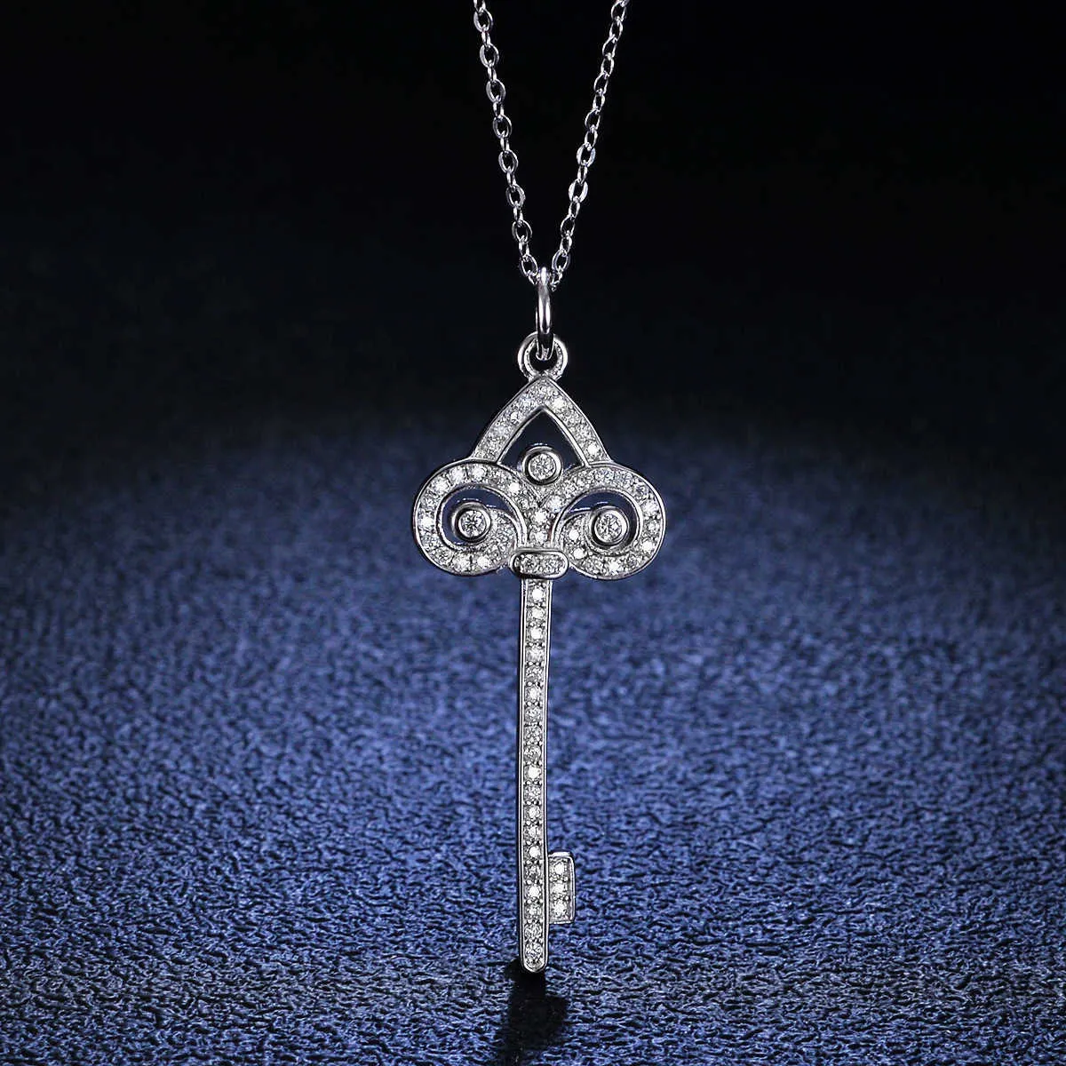 Designer Brand 925 Silver Pendant 1 Claw Mosan Diamond Necklace Womens Fashion TIFFAYS KEY NY COLLABONE