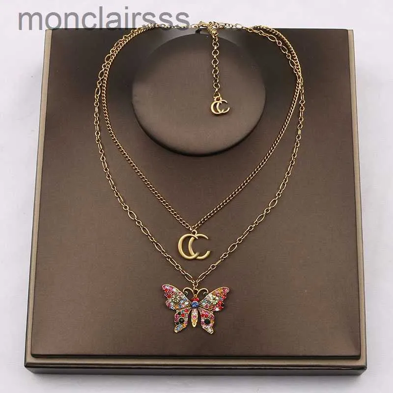 Luxury Designer Double Letter Pendant Necklaces 18k Gold Plated Butterfly Crysatl Pearl Rhinestone Sweater Necklace for Women Wedding Party Jewerlry A UT5B