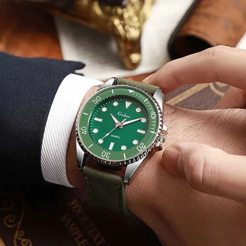 Autres montres mode et sangle de cuir décontractée pour hommes montrent le reloio masculino relojes para hombres en ok sat lan r nler 2023l240403