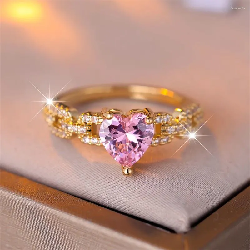 Bagues de mariage élégant rose rose coeur de pierre de pierre romantique amour fiançailles pour les femmes délicat en or