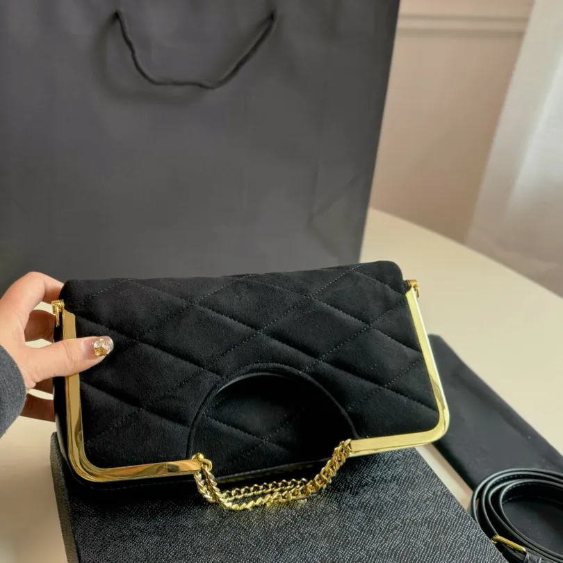 Lüks Kalite Tasarımcı Çantalar Çok Klasik Crossbody Çanta Siyah Deri Omuz Çantası Moda Çantalar Tasarımcı Kadın Çanta Dhgate Cüzdan Borsa Lady Bag Parlak