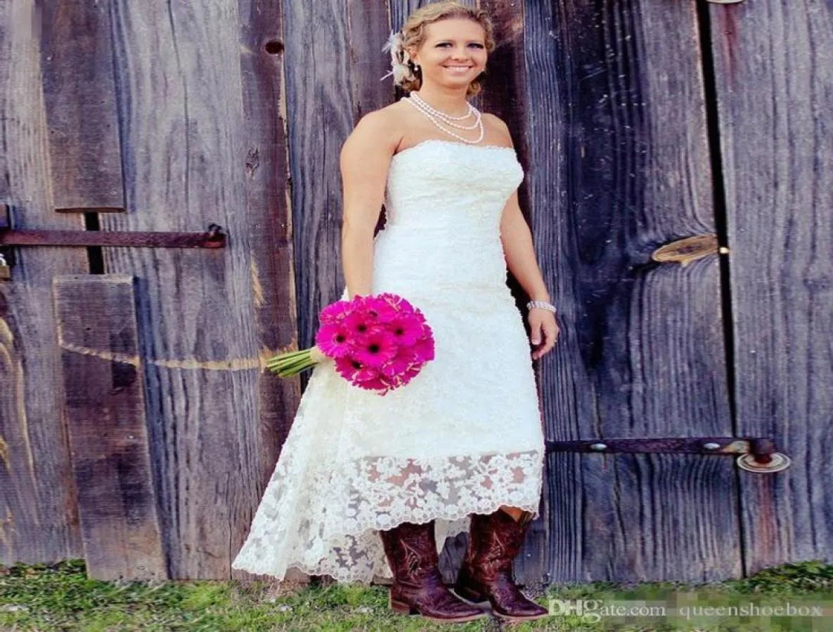 Robes de mariée à la plage basse haute vintage en dentelle rétro sans bretelles occidentales country cowgirl d'été