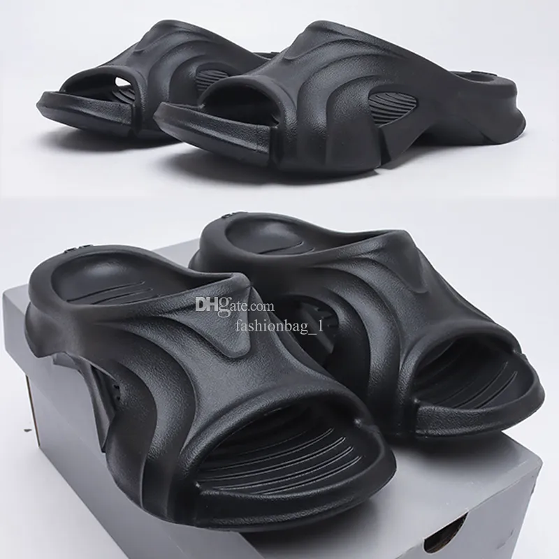 Designer shoes Sandal Novelty mold sandals Thick sole mens Womens Summer POOL beach cushioning material sole slippers water wading